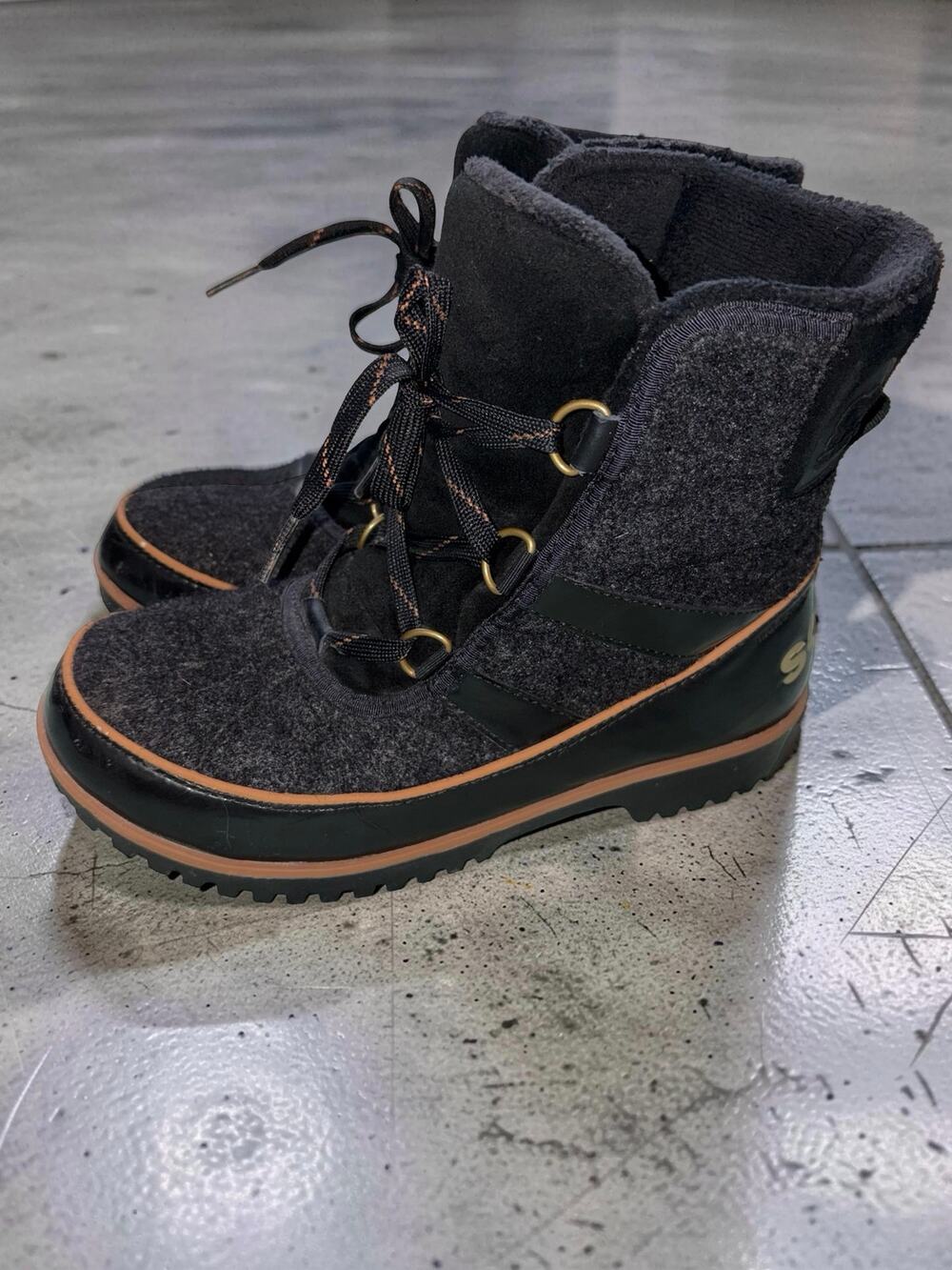 Sorel Tivoli II Women's Winter Boots Size 7.5 Black Waterproof Snow Duck Boot - Picture 1 of 5